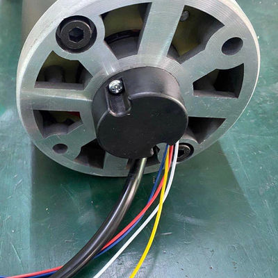IE 1 Απόδοση 500w ισχύος Αυτοματοποιημένος κινητήρας πόρτας με αισθητήρα Hall και μειωτήρα τροχιάς σκουληκιού